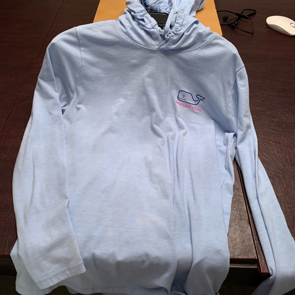 Vineyard vines t shirt hoodie - Picture 1 of 2